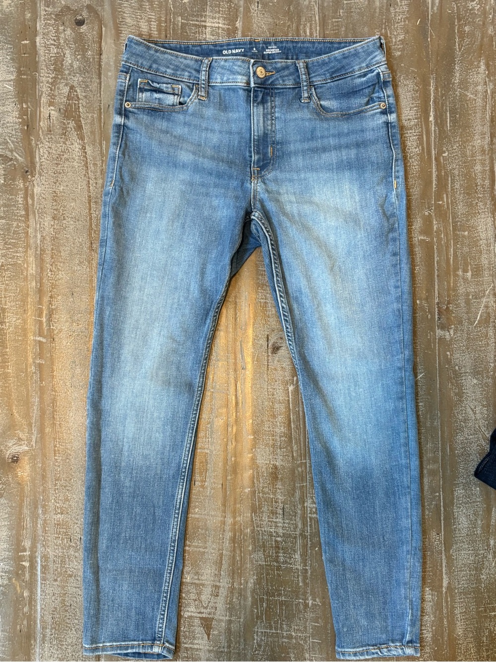 Old Navy Mid Rise Rockstar Skinny Jeans size 8 Short (Petite)